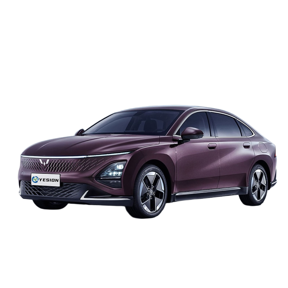Wuling Starlight Hybrid Electric Sedan New Energy Vehicle with Left Steering Car