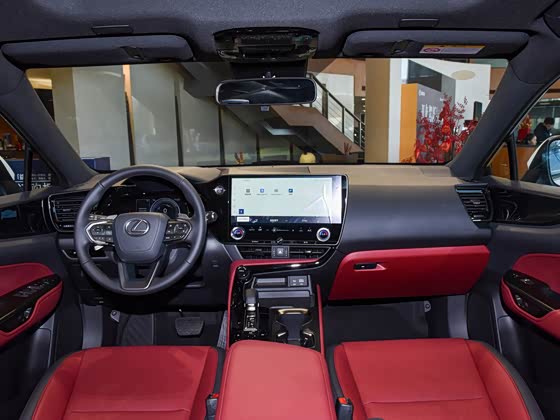 560x420_c42_autohomecar__Chto52lmXqyAY18KABuF_P-5LlY124