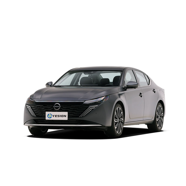 Used 2.0L Nissan Teana Mid-size Gasoline Car 4-Door 5-Seater Sedan